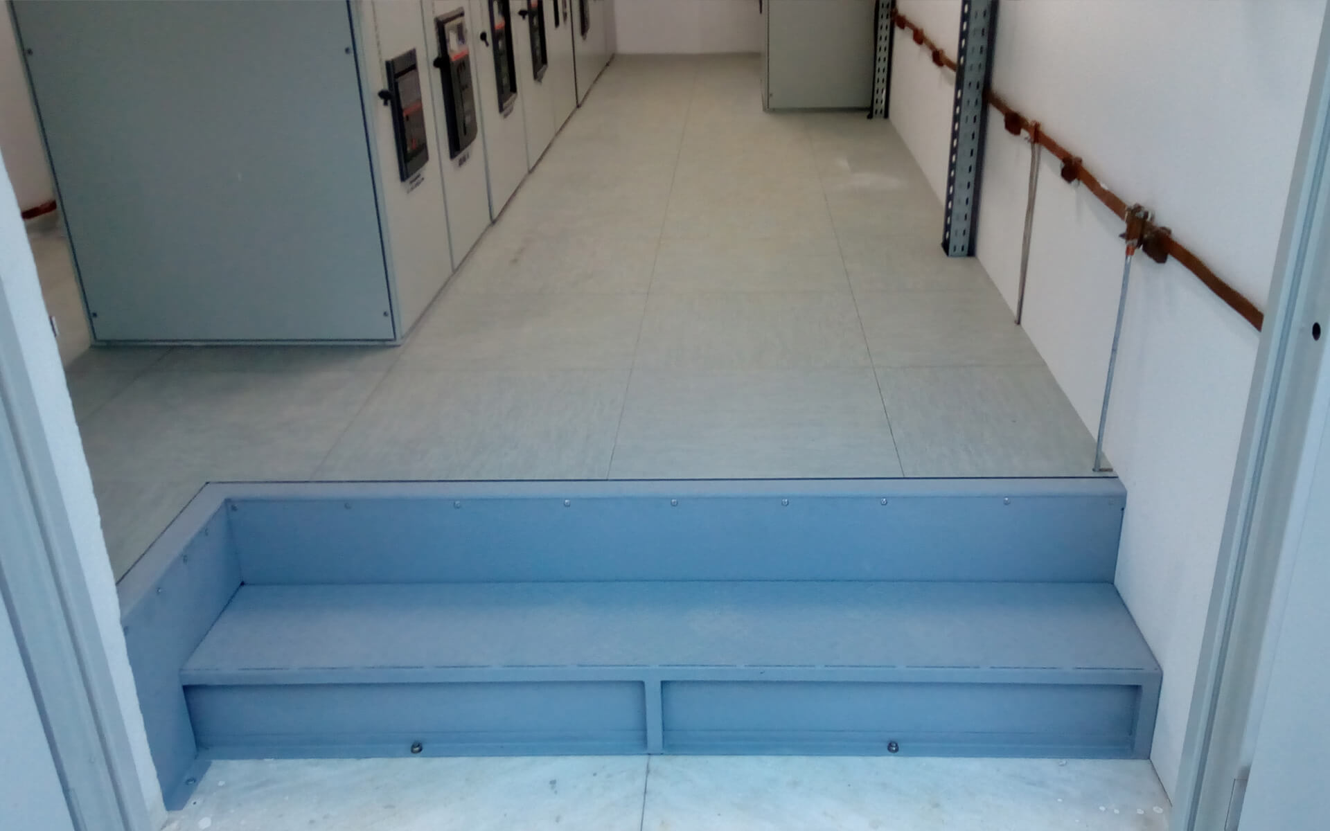 Ψευδοδαπεδα Με Σκαλι